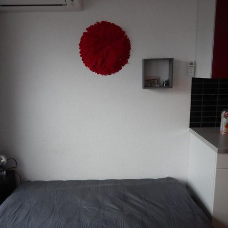 3 Etoiles Studio 4 Couchages Residence Port Cros A Sete Luaran gambar