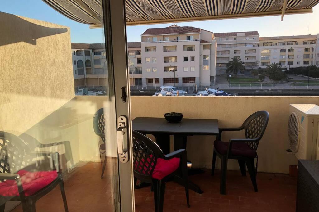 3 Etoiles Studio 4 Couchages Residence Port Cros A Sete Luaran gambar