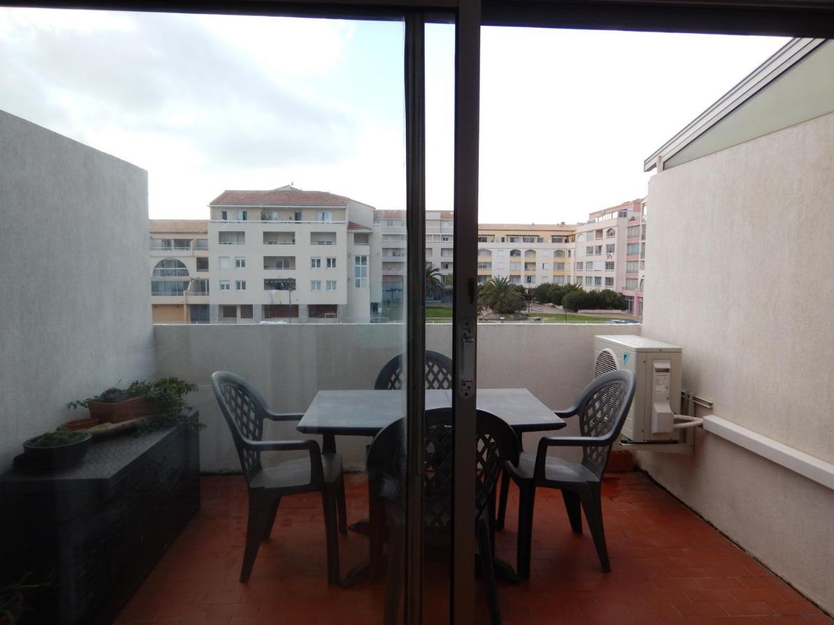 3 Etoiles Studio 4 Couchages Residence Port Cros A Sete Luaran gambar